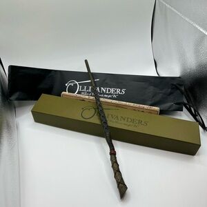 Olivander’s Harry Potter Wand